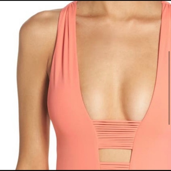 Isabella Rose one piece - Coral - Picture 8 of 12